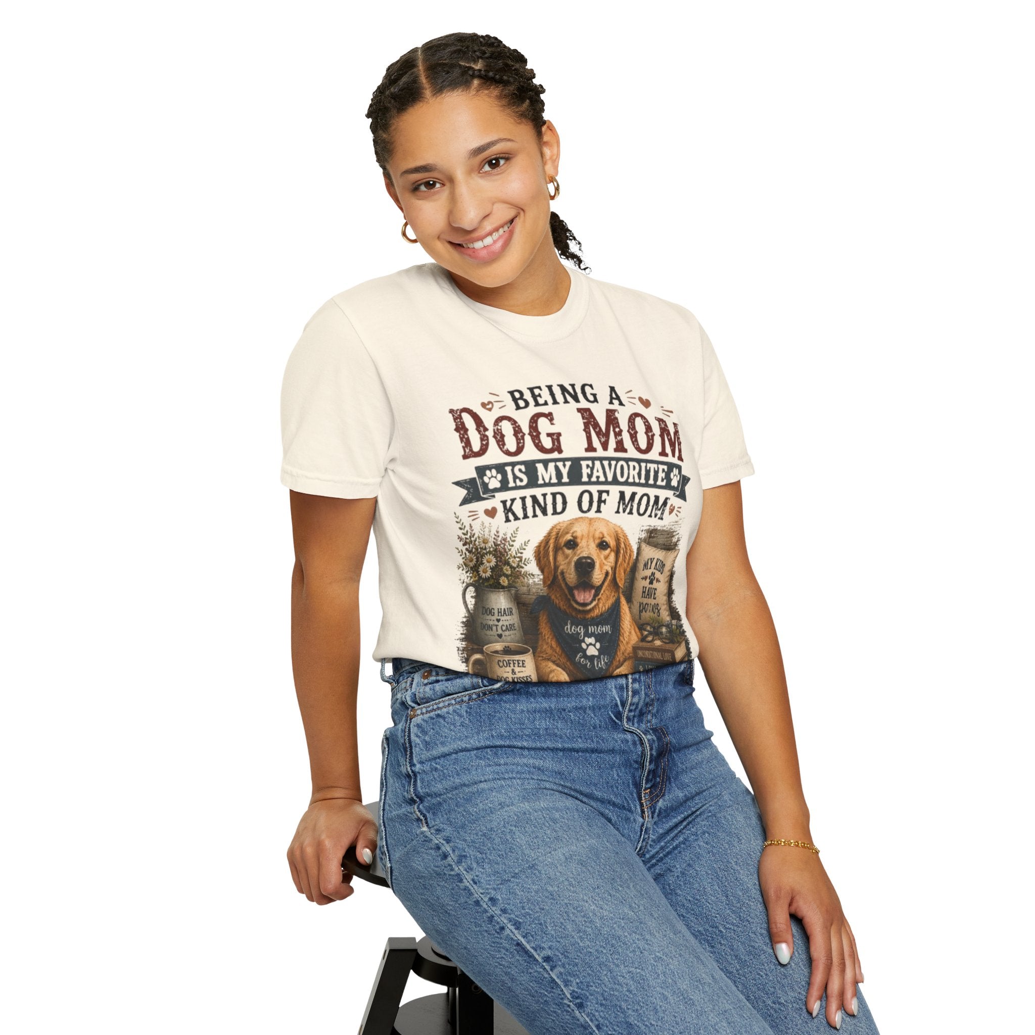 Being A Dog Mom Is My Favorite Kind Of Mom Retro T-Shirt